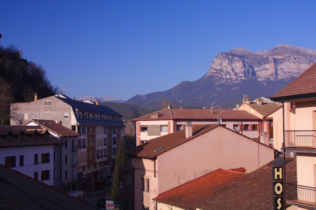 Apartamento Vista Al Ara Aínsa Exterior foto